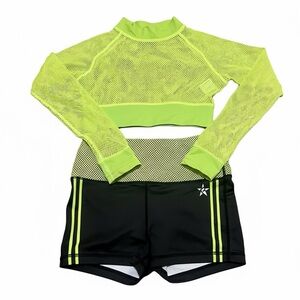 ALL-STAR REBEL NEON ATHLETICS SET 
SZ YL
EUC